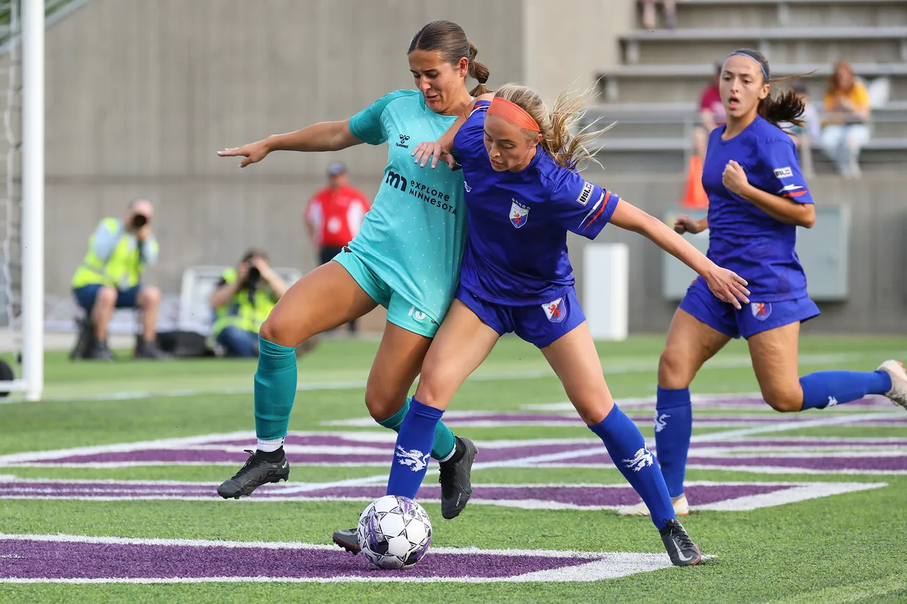Photo Gallery: Minnesota Aurora v Chicago Dutch Lions