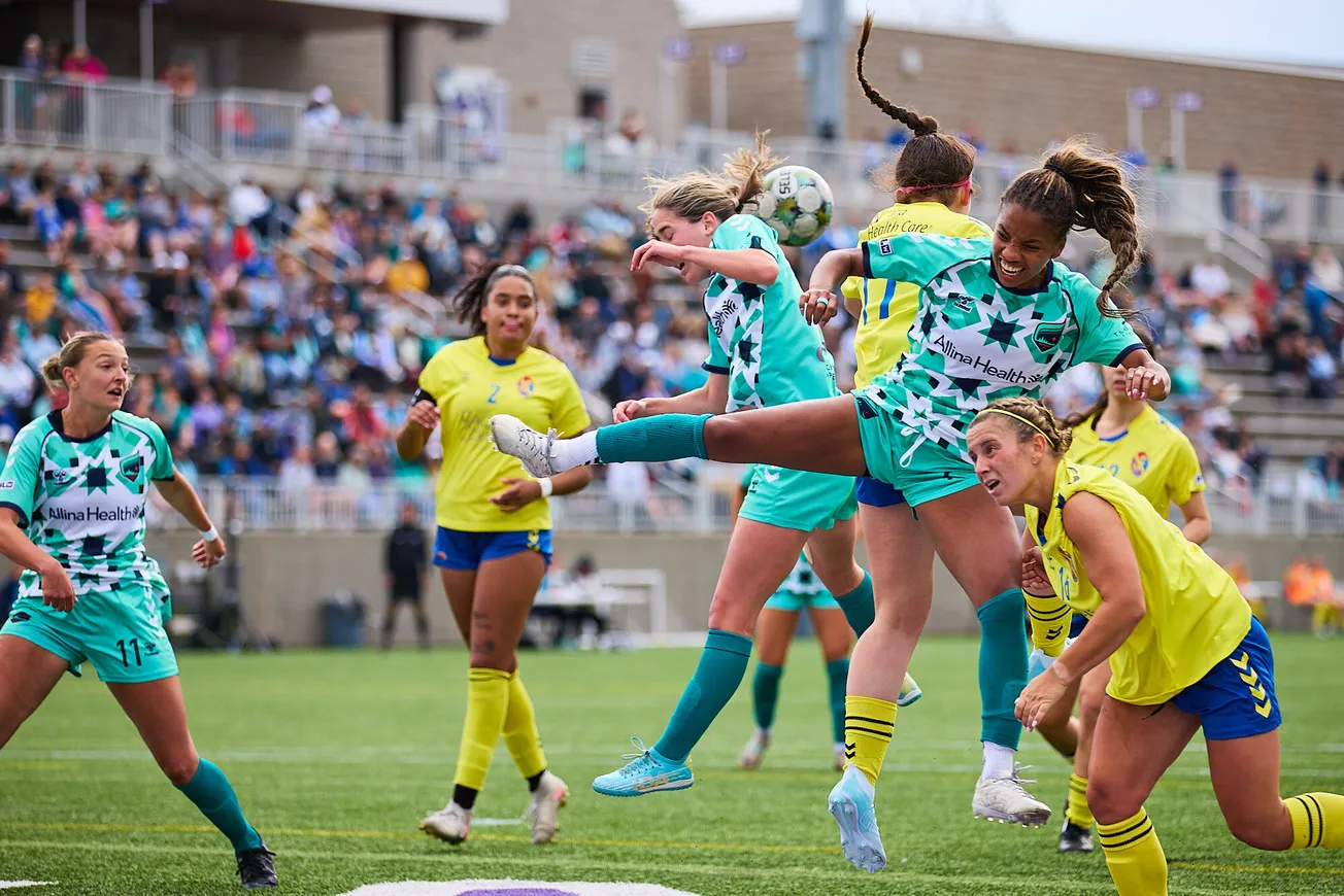 Photo Gallery: Aurora vs RKC Third Coast