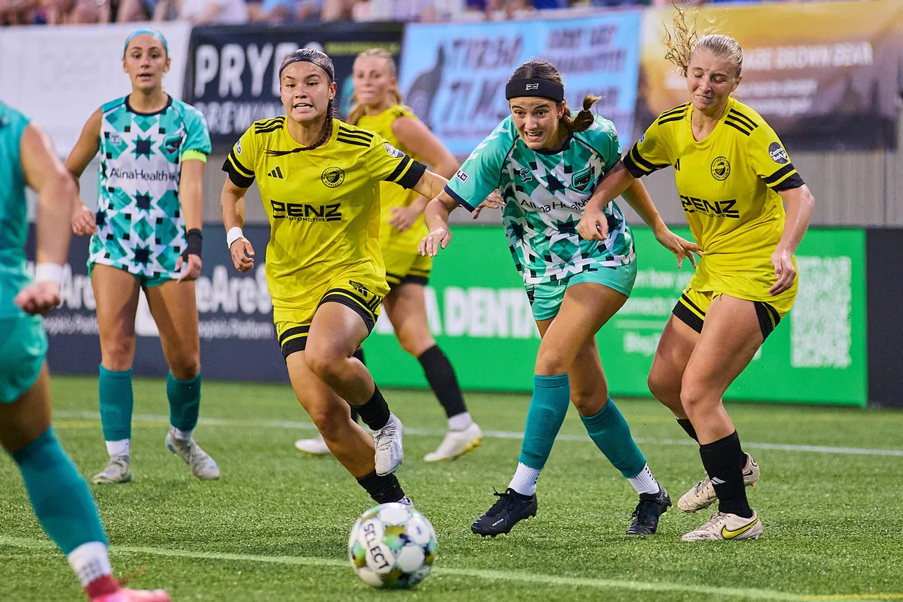 Photo Gallery: Aurora vs Rochester