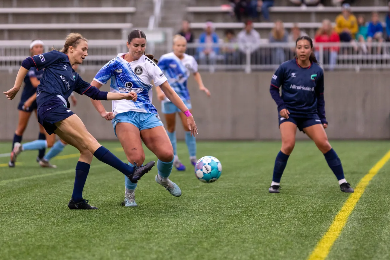 Aurora takes second win over Sioux Falls, moves to 9-0-0