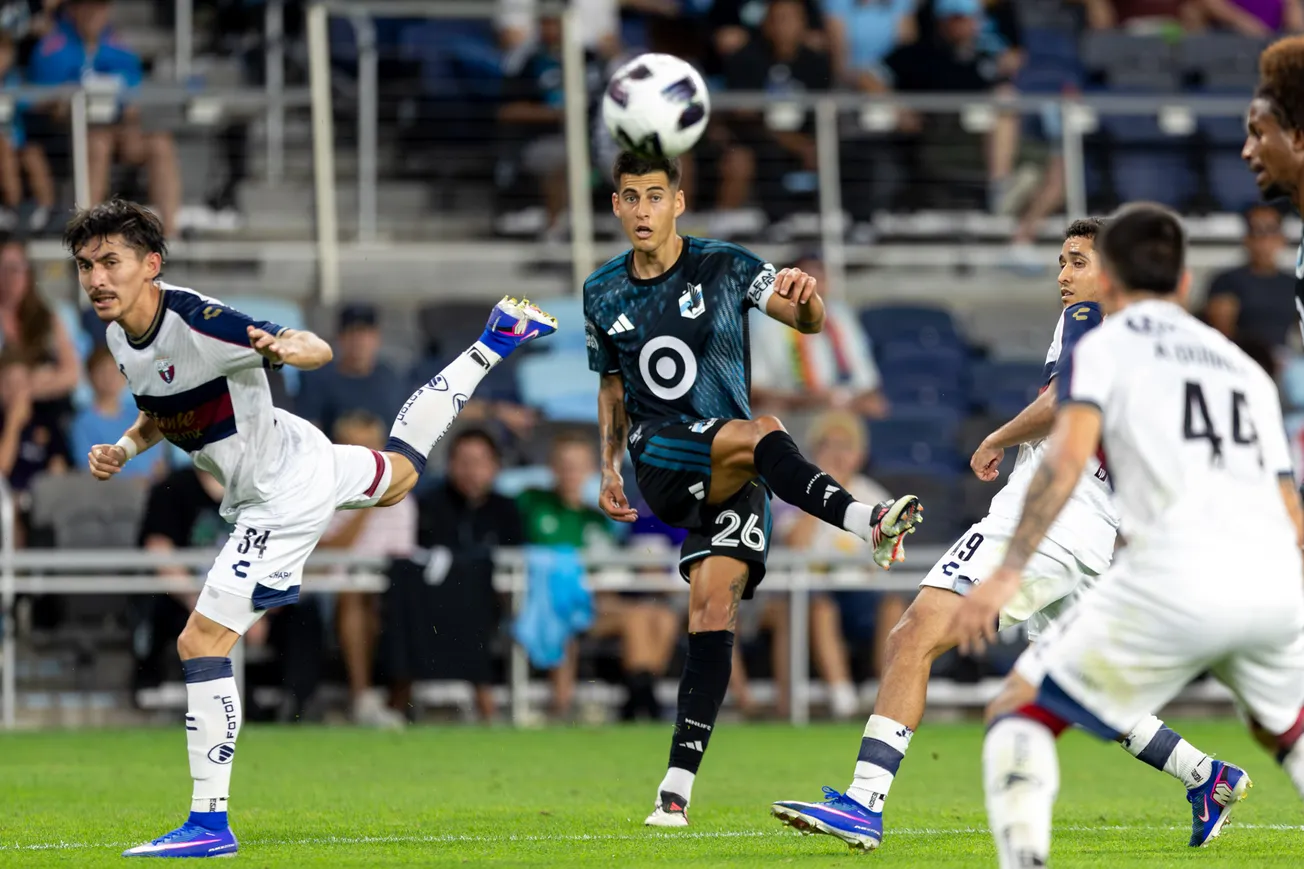 Joaquín Pereyra's brace lifts Loons to much needed win